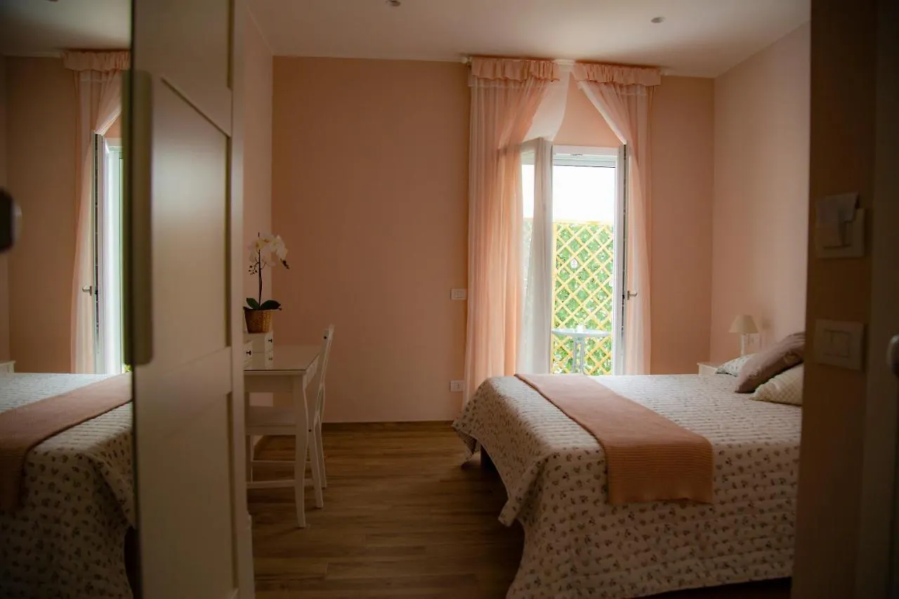 Il Granello Bed & Breakfast Fiumicino Italy