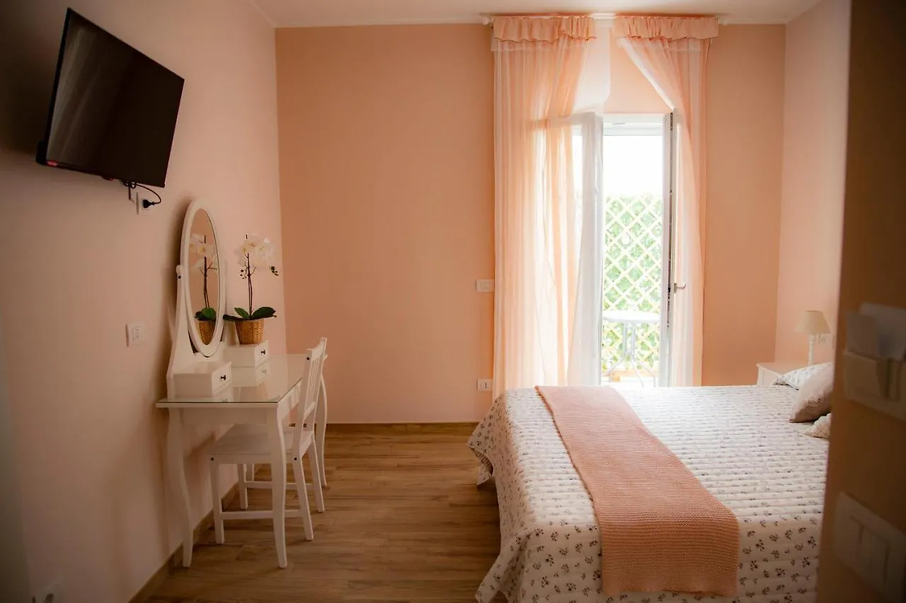 Il Granello Bed & Breakfast Fiumicino 0*,  Italy