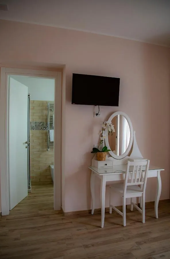 Il Granello Bed & Breakfast Fiumicino Italy